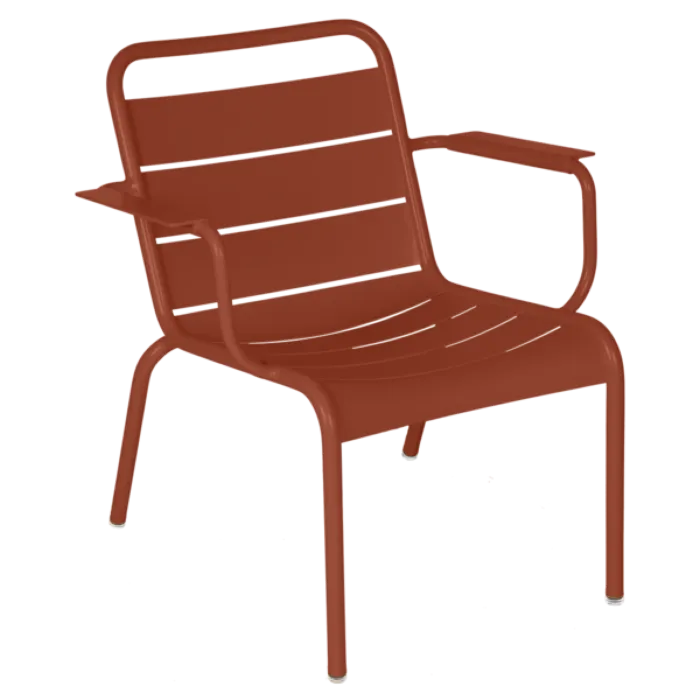 Fermob Luxembourg Lounge fauteuil met armleuning-Red Ochre Alleen Vandaag