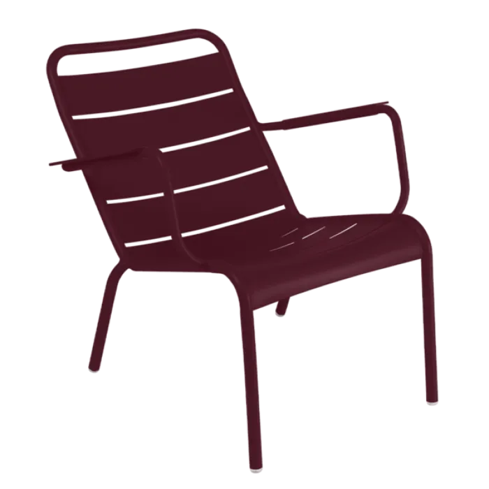 Alleen Vandaag Fermob Luxembourg Lounge Low fauteuil met armleuning-Black Cherry