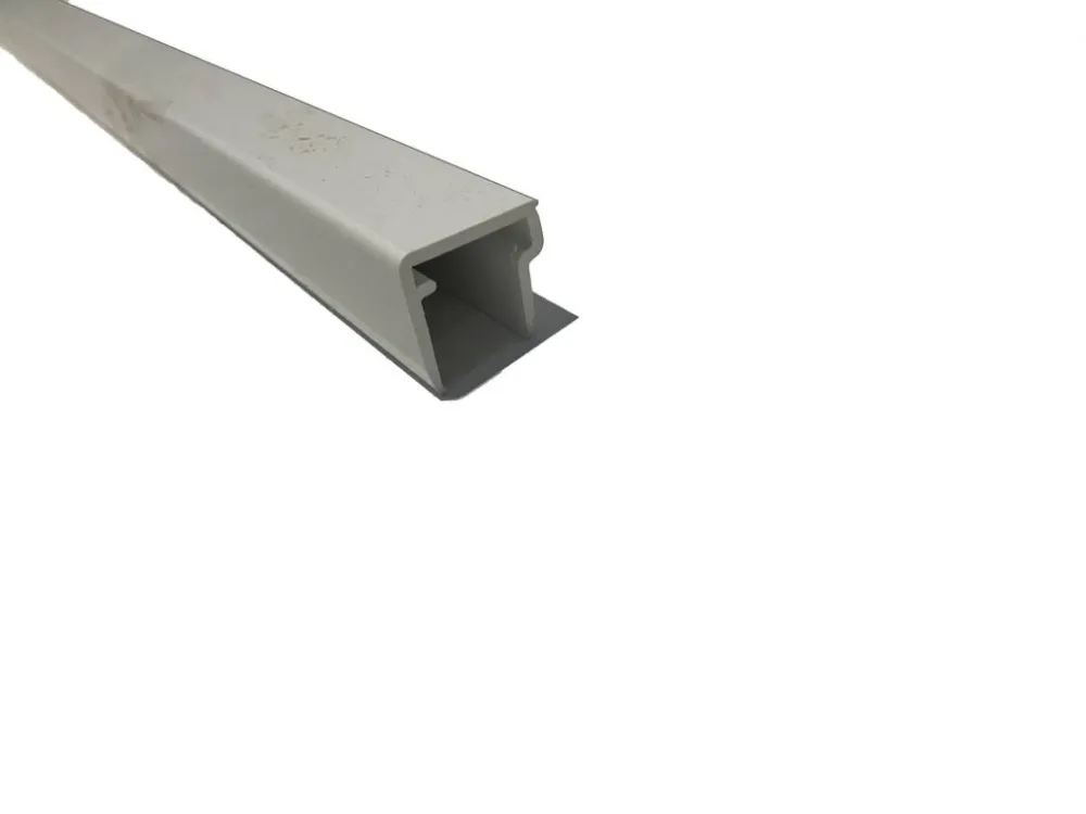 Afsluitprofielen 98 cm Wit PVC voor Afsluiten Polycarbonaat Dakplaat - Pvc afsluitprofiel 98cm Shop Nu
