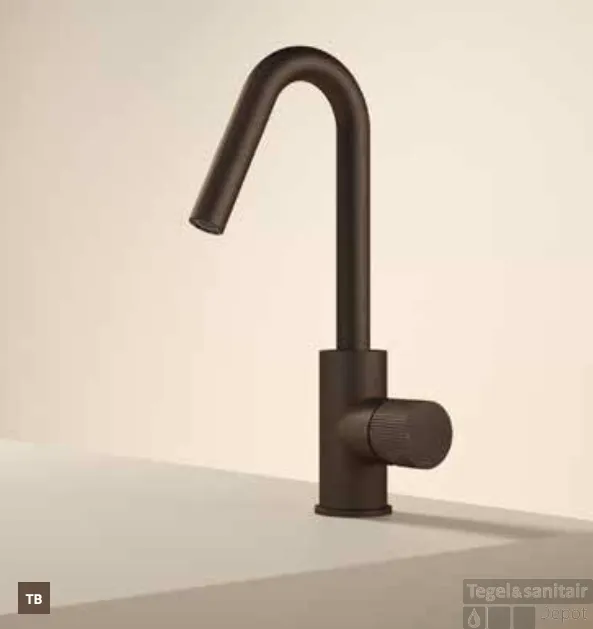 Voordeelprijs Wastafelmengkraan Hotbath Guy Row Met Draaibare Uitloop Tuscan Bronze