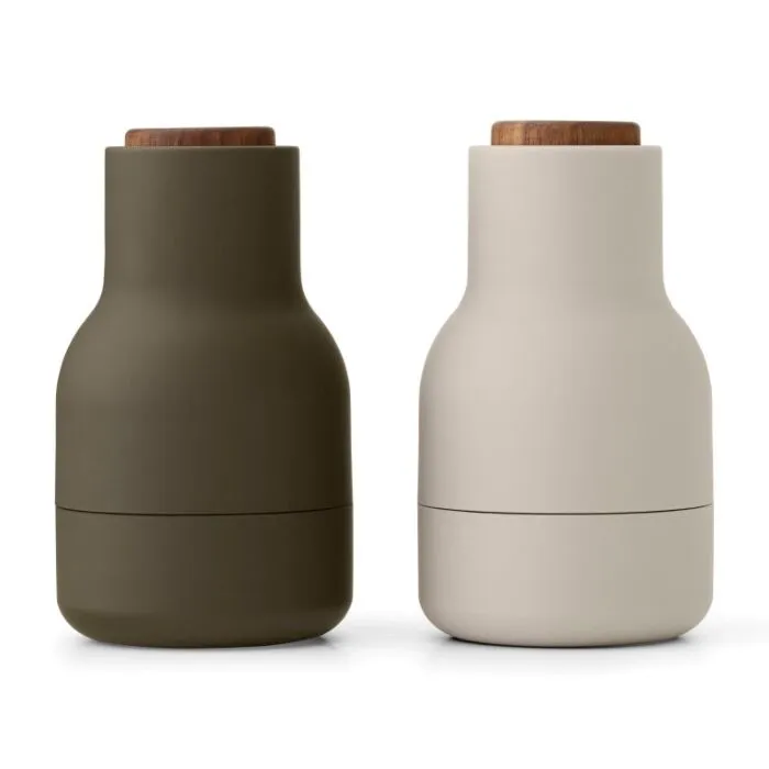Audo Copenhagen Bottle peper- en zoutmolen small-Hunting Green/Beige met walnoot dopjes Koop Online