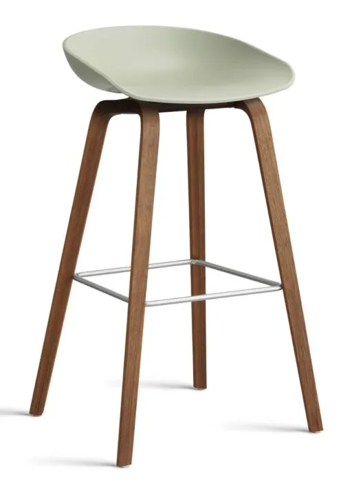 Merkproduct HAY About a Stool AAS32 barkruk Walnoot onderstel-Zithoogte 75 cm-Pastel green