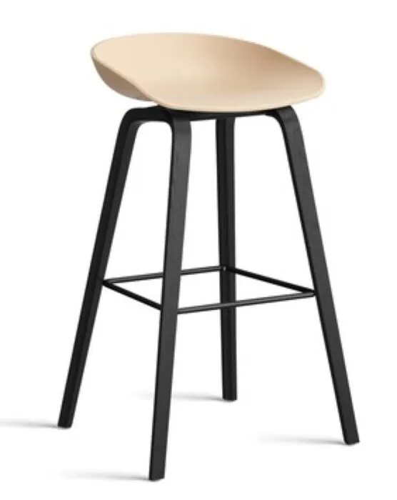 HAY About a Stool AAS32 barkruk zwart onderstel-Zithoogte 65 cm-Pale Peach Actieprijs