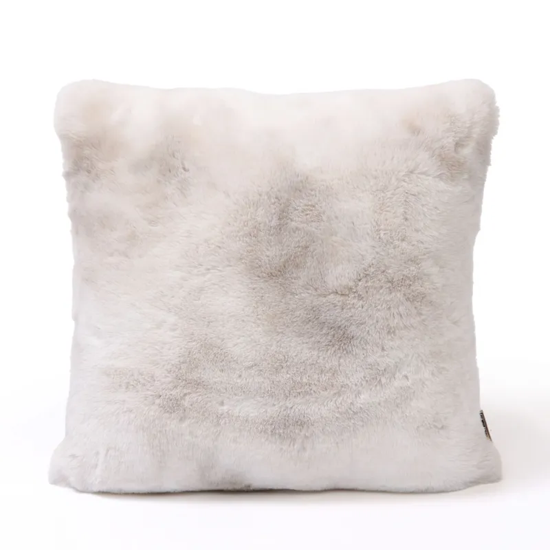 Bestel Nu Linde Offwhite Faux Fur Cushion Square S