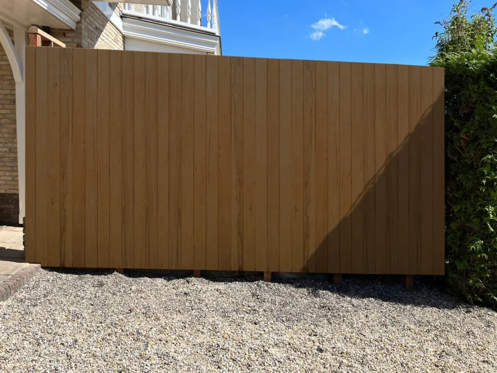Schuttingplank Frake channel siding 14x1.8cm - 215 cm Beperkt Aanbod
