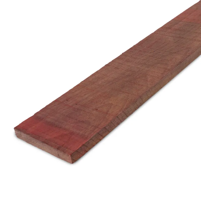 Merkproduct hardhout - plank Padoek plank - 26x105 mm - fijnbezaagd / ruw - plank voor buiten - padouk hardhout AD 20-25% - Padouk plank - 26x105 mm - ruw: 335 cm