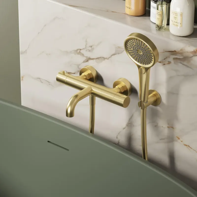 Koop Vandaag Saniclear Premium London opbouw badkraan geborsteld messing PVD met 3 standen handdouche