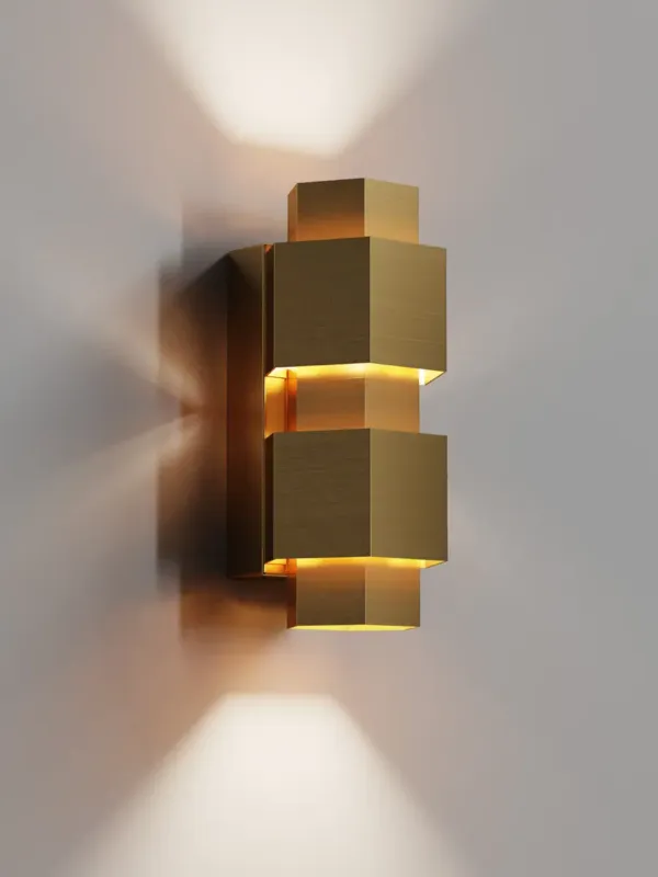 Hipp Design 02 wandlamp vijfhoek 12W dimbaar messing PVD Weekendaanbieding