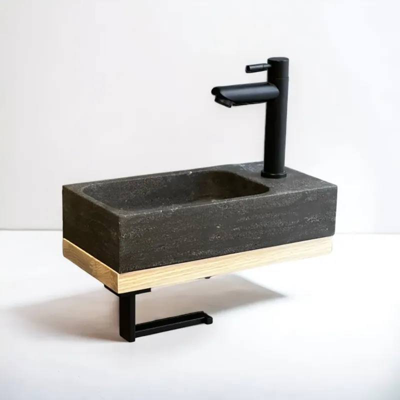 B-Stone Goodwell natuurstenen fontein met eiken plank en handdoekhouder zwart Veilige Betaling