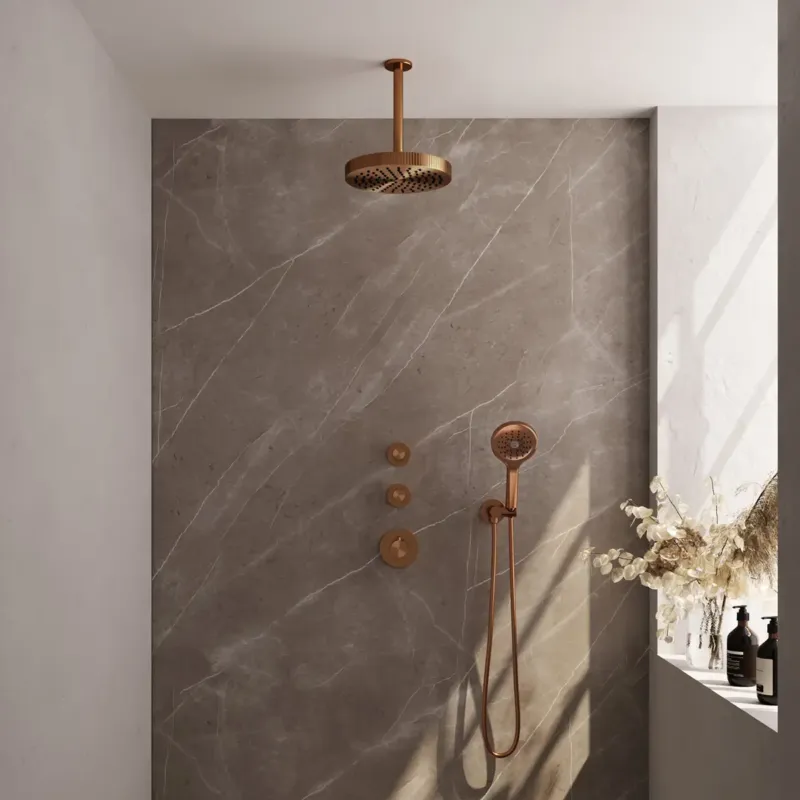 Dagaanbieding Brauer Stripe inbouw regendouche met 25cm hoofddouche, plafondarm en 3 standen handdouche set 6 koper geborsteld PVD