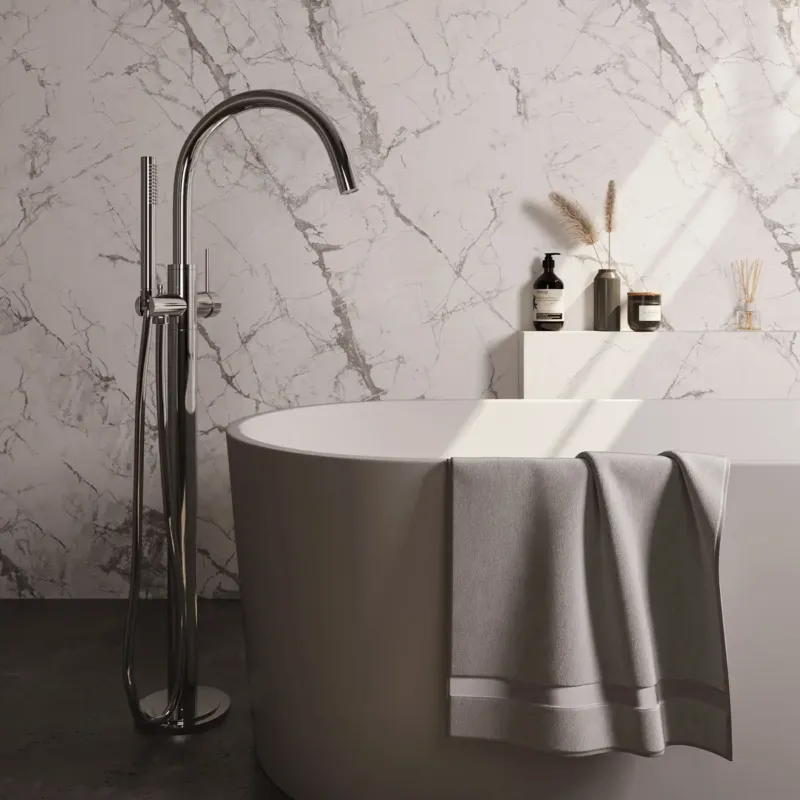 Shop Nu Brauer Stripe vrijstaande badmengkraan met staafhanddouche chroom