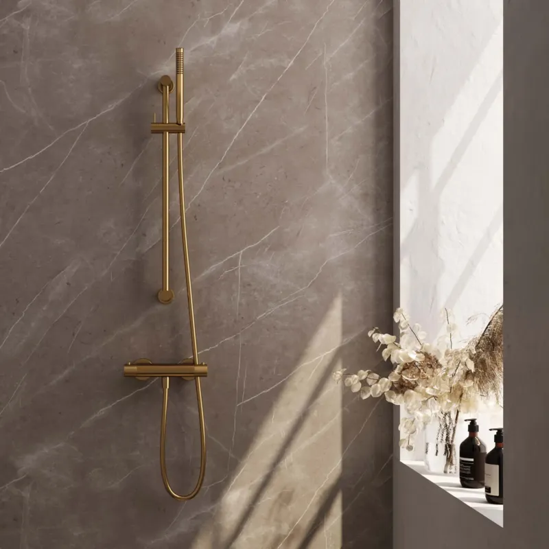 Brauer Gold Carving thermostatische douchekraan met glijstang en staafhanddouche geborsteld messing PVD Merkproduct