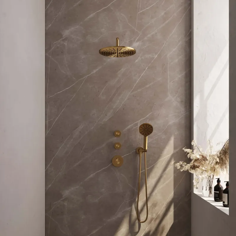 Beperkt Aanbod Brauer Gold Carving complete inbouw regendouche set 10 met 30cm douchekop, gebogen muurarm en 3 standen handdouche geborsteld messing PVD