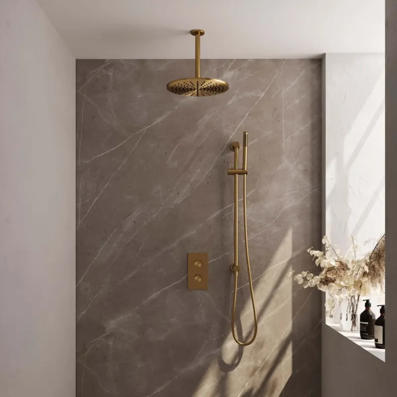 Brauer Gold Carving complete inbouw regendouche set 42 met 30cm douchekop, plafondarm, staafhanddouche en glijstang geborsteld messing PVD Express Levering