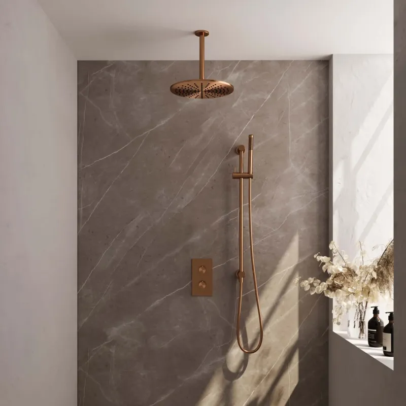 Bestseller Brauer Copper Carving complete inbouw regendouche set 42 met 30cm douchekop, plafondarm, staafhanddouche en glijstang geborsteld koper PVD