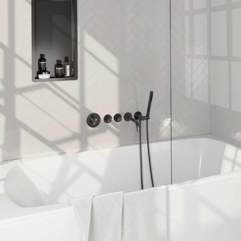 Bestel Nu Brauer Gunmetal Carving inbouw badkraan met staafhanddouche gunmetal geborsteld PVD