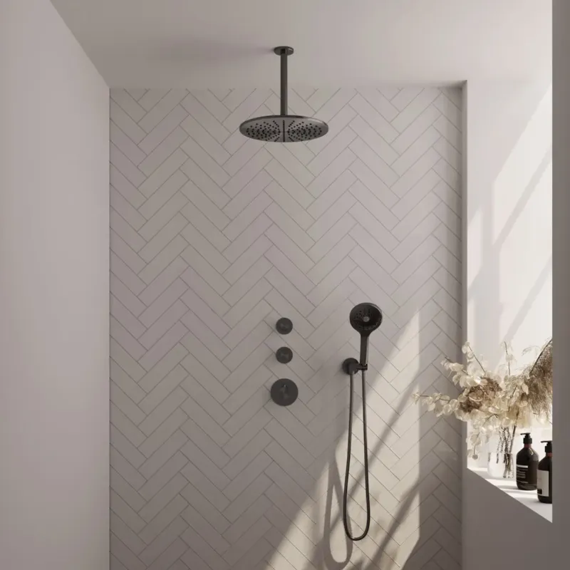 Brauer Gunmetal Carving complete inbouw regendouche set 12 met 30cm douchekop, plafondarm en 3 standen handdouche gunmetal geborsteld PVD Uitverkoop