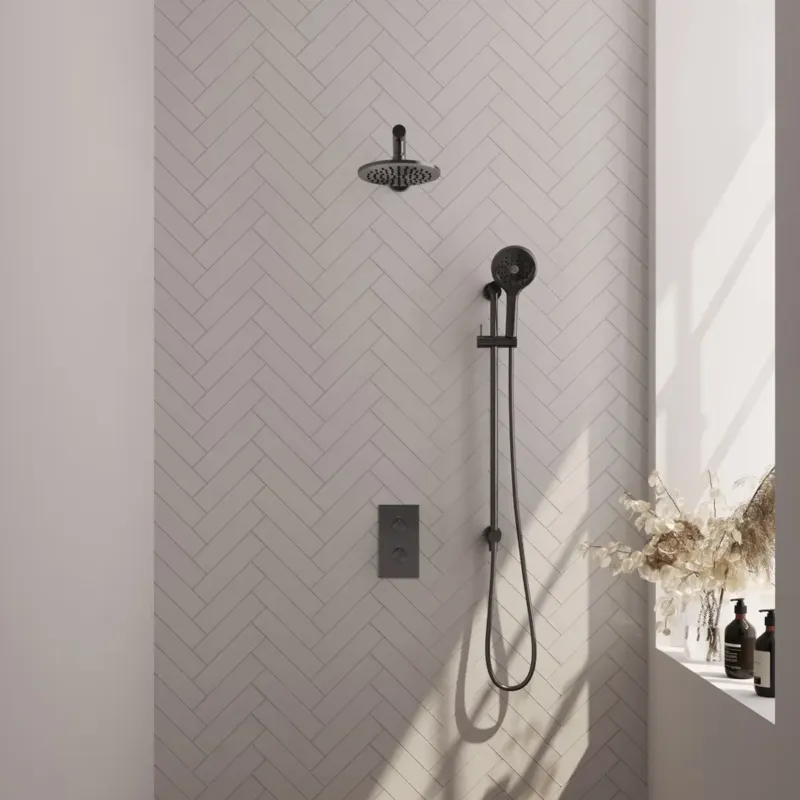 Brauer Gunmetal Carving complete inbouw regendouche set 43 met 20cm douchekop, rechte muurarm, 3 standen handdouche en glijstang gunmetal geborsteld PVD Dagaanbieding